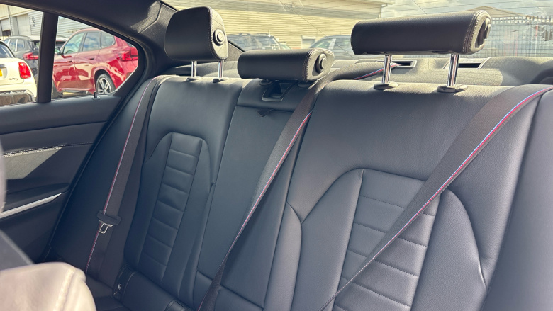 BMW 3 Series 320i M Sport 4dr Step Auto [Pro Pack] Petrol Saloon